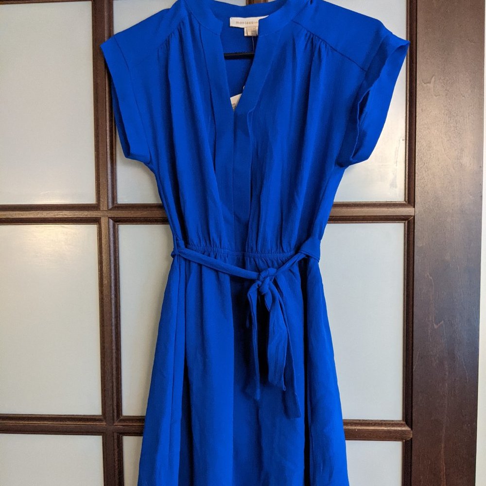 Blue dress